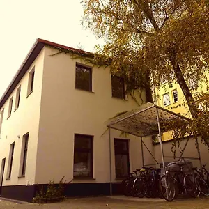 Studio U Parkplatz, Zentrale Ruhelage Neben Grünoase Wien